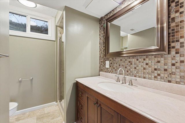 115 DEER Trail, Council Bluffs, IA 51503