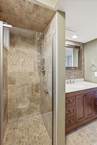 115 DEER Trail, Council Bluffs, IA 51503