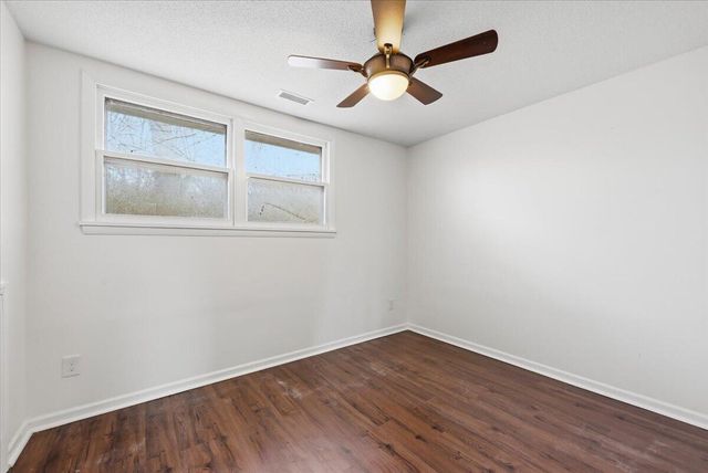 115 DEER Trail, Council Bluffs, IA 51503