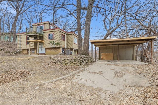 115 DEER Trail, Council Bluffs, IA 51503