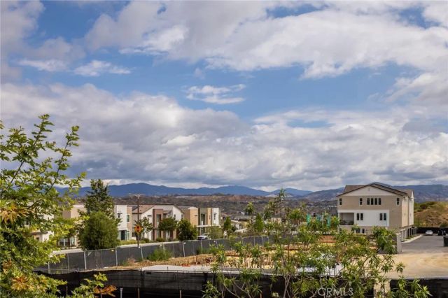 27562 Sparrow Court, Valencia, CA 91381