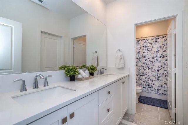 27562 Sparrow Court, Valencia, CA 91381