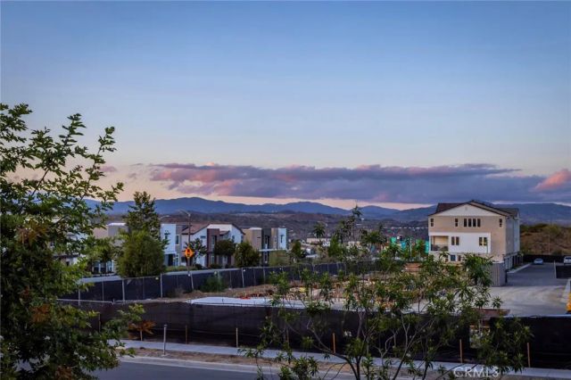 27562 Sparrow Court, Valencia, CA 91381