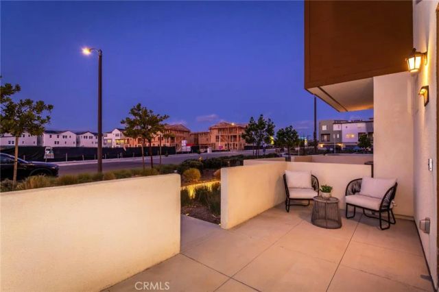 27562 Sparrow Court, Valencia, CA 91381
