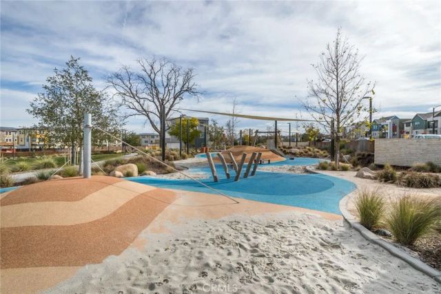 27562 Sparrow Court, Valencia, CA 91381
