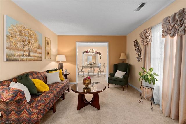 1609 Cedarlimb Court, Winston-salem, NC 27127