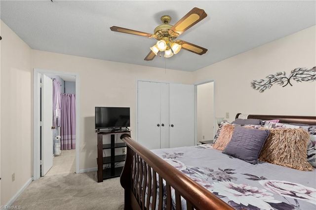 1609 Cedarlimb Court, Winston-salem, NC 27127