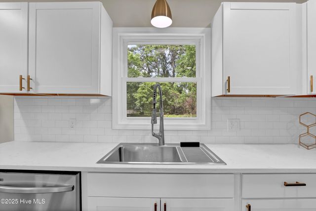 138 Navaho Trail, Wilmington, NC 28409