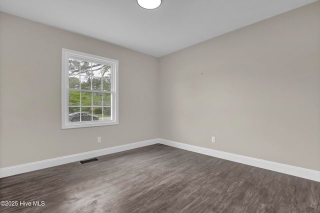 138 Navaho Trail, Wilmington, NC 28409