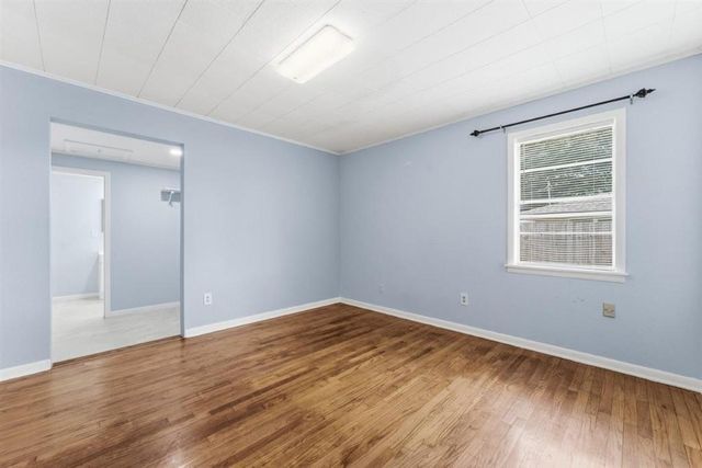 2132 Linda Dr, Westlake, LA 70669