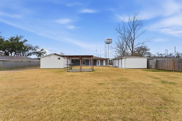 2132 Linda Dr, Westlake, LA 70669