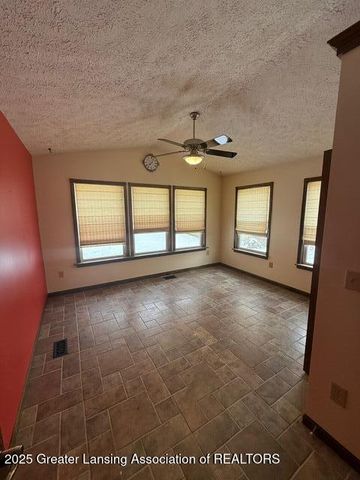 108 Division Street, Eaton Rapids, MI 48827