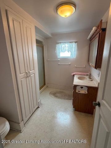 108 Division Street, Eaton Rapids, MI 48827