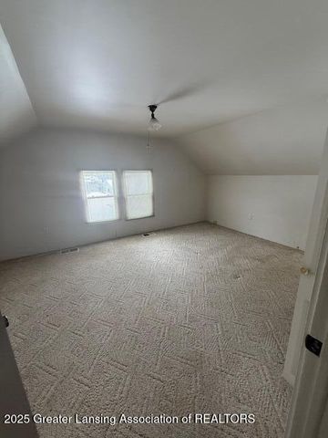 108 Division Street, Eaton Rapids, MI 48827