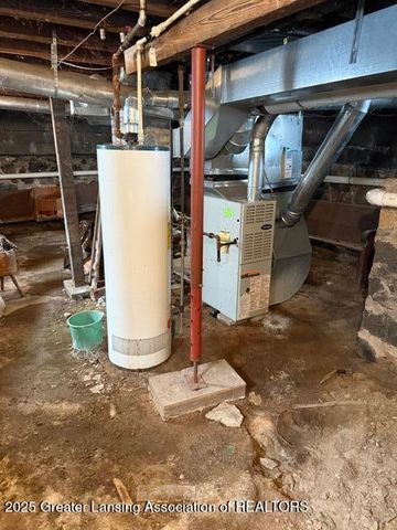 108 Division Street, Eaton Rapids, MI 48827