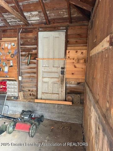 108 Division Street, Eaton Rapids, MI 48827