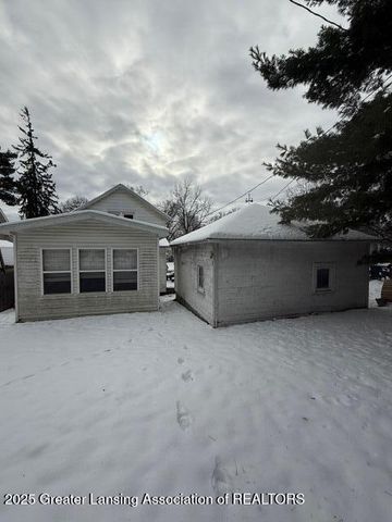 108 Division Street, Eaton Rapids, MI 48827