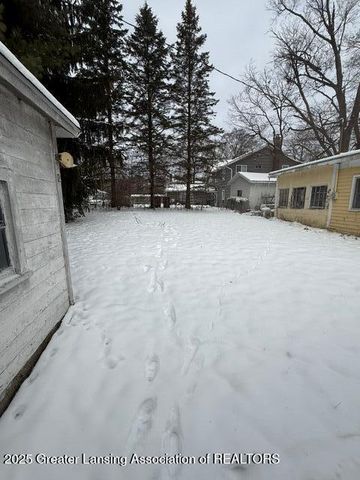 108 Division Street, Eaton Rapids, MI 48827