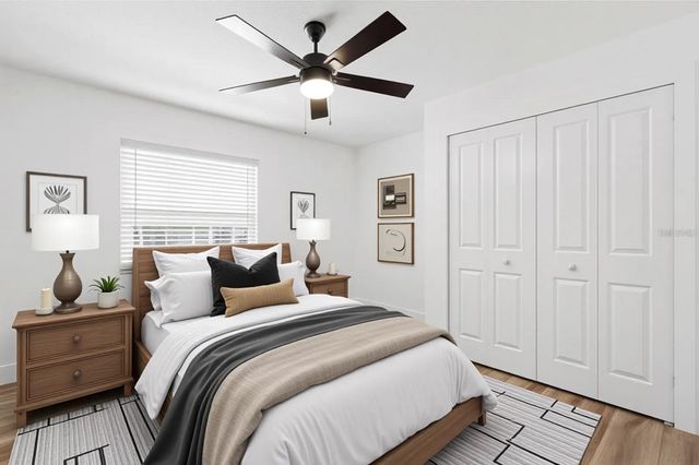 2512 LAKE ELLEN CIRCLE, Tampa, FL 33618