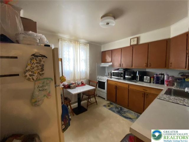 569 Chestnut Street, Emmaus Boro, PA 18049