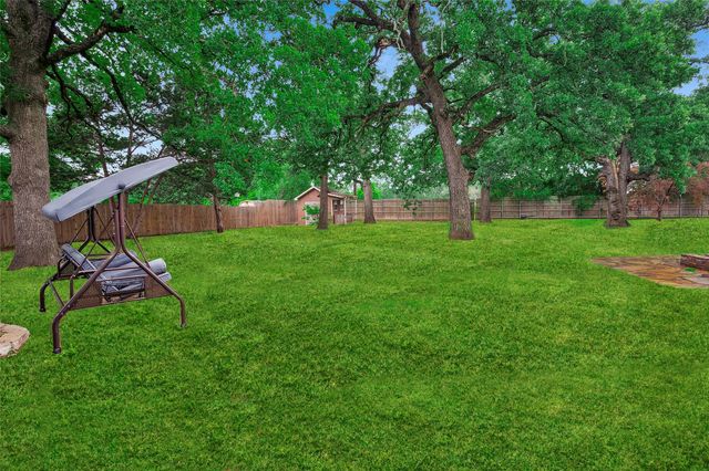 3608 Lynchburg Drive, Corinth, TX 76208