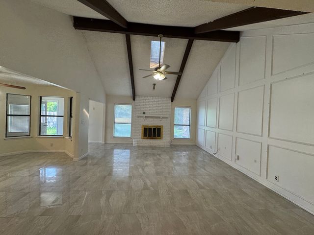 510 Betsy Ross Drive, Arlington, TX 76002