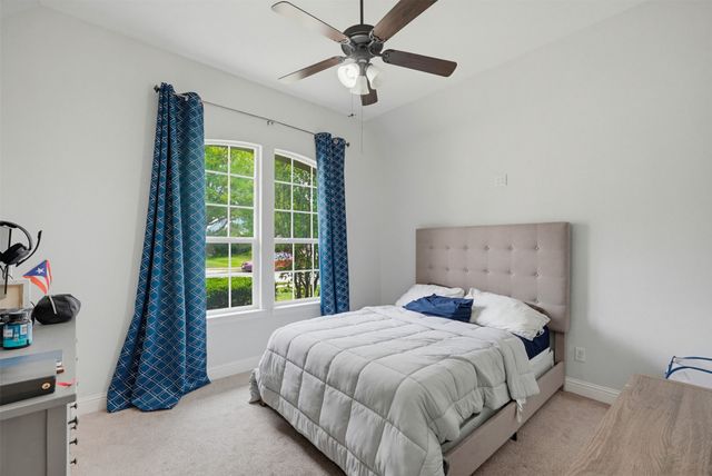 2504 Maple Stream Drive, Fort Worth, TX 76177