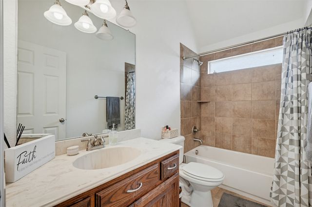 2504 Maple Stream Drive, Fort Worth, TX 76177