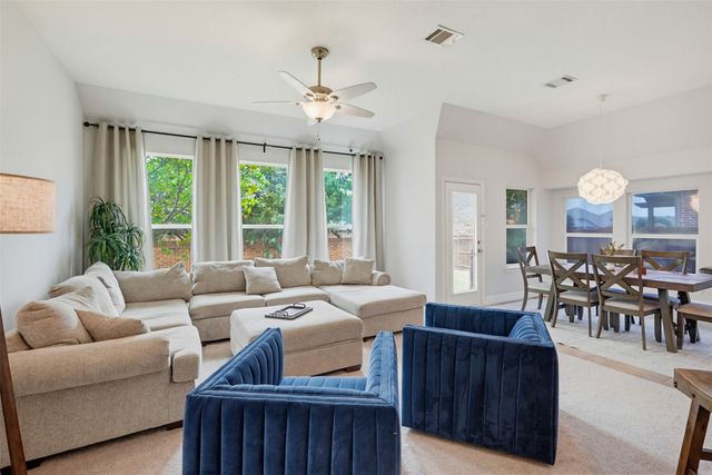2504 Maple Stream Drive, Fort Worth, TX 76177