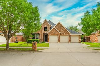 2504 Maple Stream Drive, Fort Worth, TX 76177