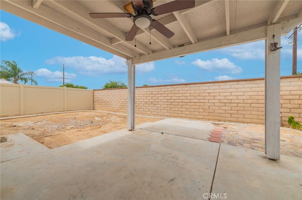 Image 13 of property listing at 2074 Alfalfadale Road, Perris, CA 92571