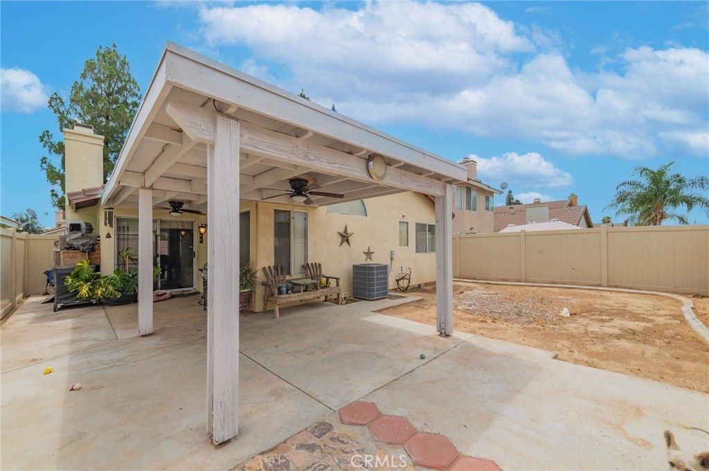 Image 14 of property listing at 2074 Alfalfadale Road, Perris, CA 92571