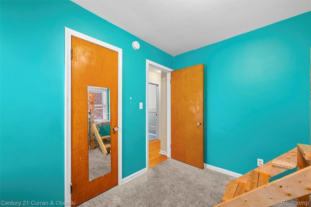 2420 N Connecticut Avenue, Royal Oak, MI 48073