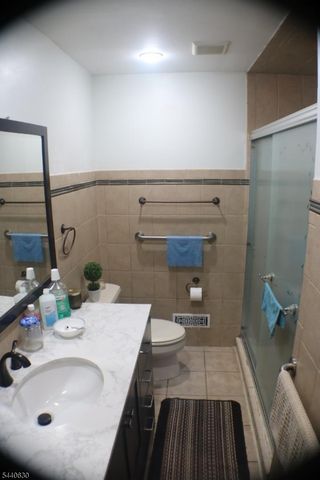 84 Roosevelt Ave, Butler Boro, NJ 07405