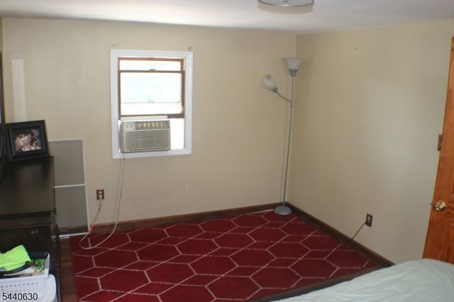 84 Roosevelt Ave, Butler Boro, NJ 07405