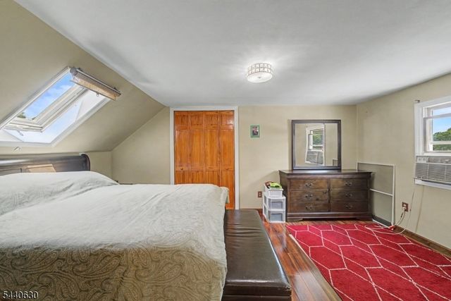 84 Roosevelt Ave, Butler Boro, NJ 07405