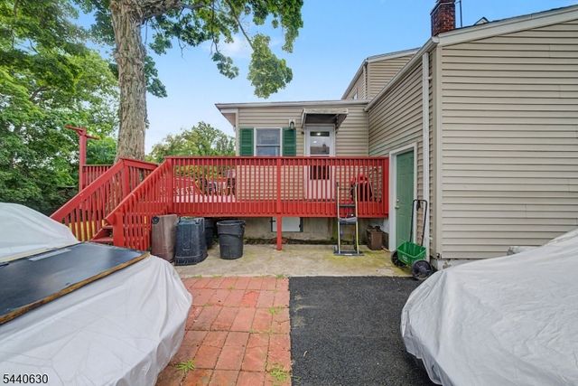 84 Roosevelt Ave, Butler Boro, NJ 07405