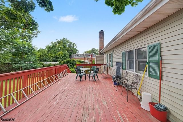 84 Roosevelt Ave, Butler Boro, NJ 07405