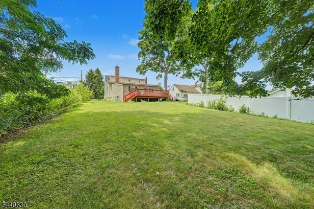84 Roosevelt Ave, Butler Boro, NJ 07405