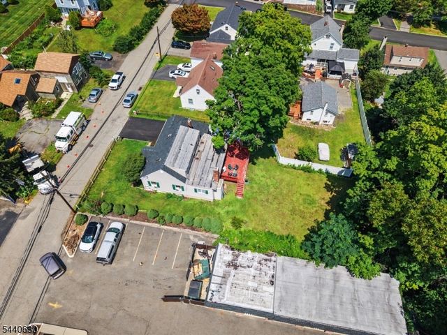 84 Roosevelt Ave, Butler Boro, NJ 07405