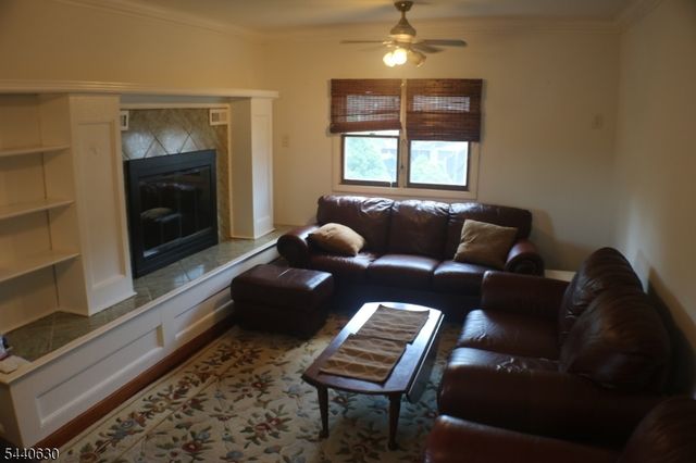 84 Roosevelt Ave, Butler Boro, NJ 07405