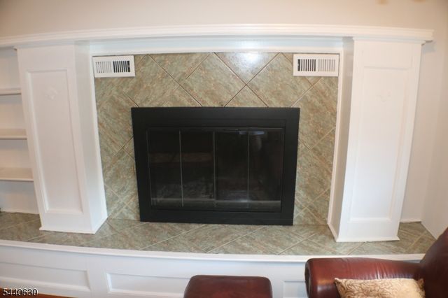 84 Roosevelt Ave, Butler Boro, NJ 07405