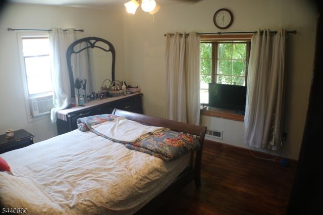 84 Roosevelt Ave, Butler Boro, NJ 07405