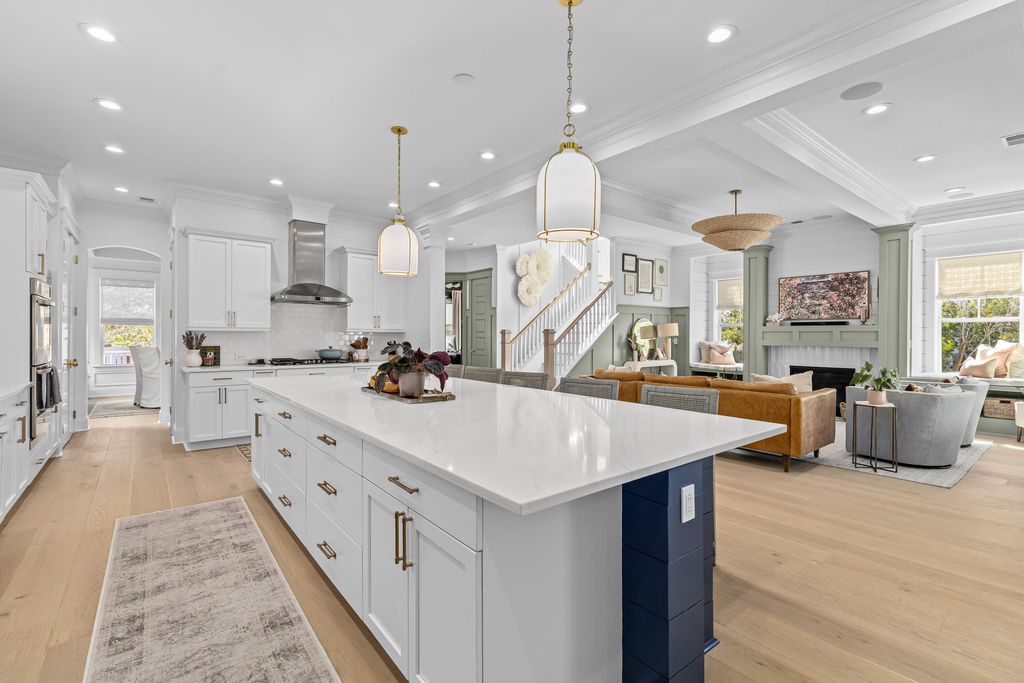 Image 13 of property listing at 2421 Louisville Street, Charleston, SC 29492