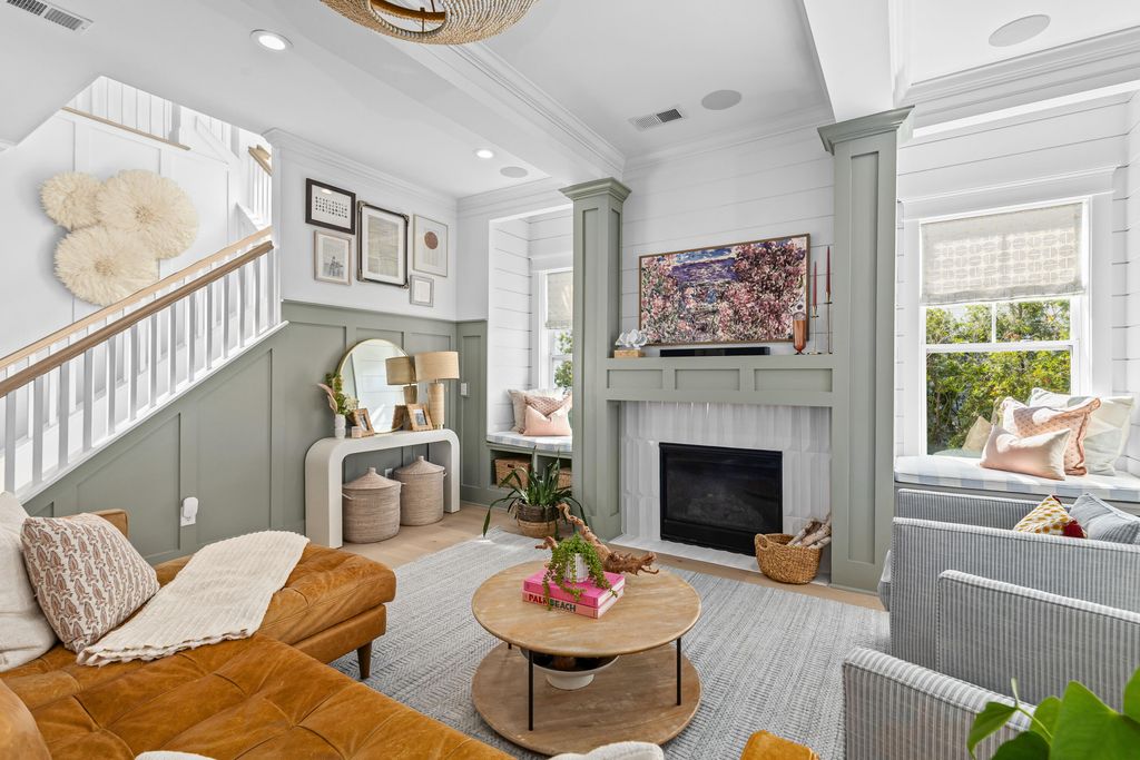 Image 17 of property listing at 2421 Louisville Street, Charleston, SC 29492