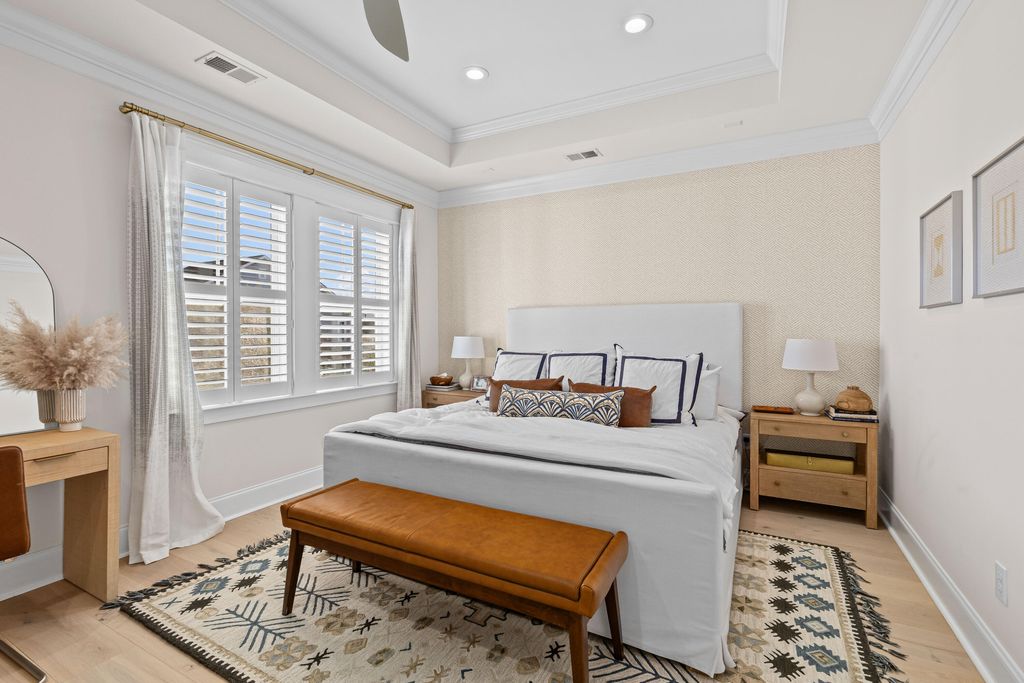 Image 20 of property listing at 2421 Louisville Street, Charleston, SC 29492