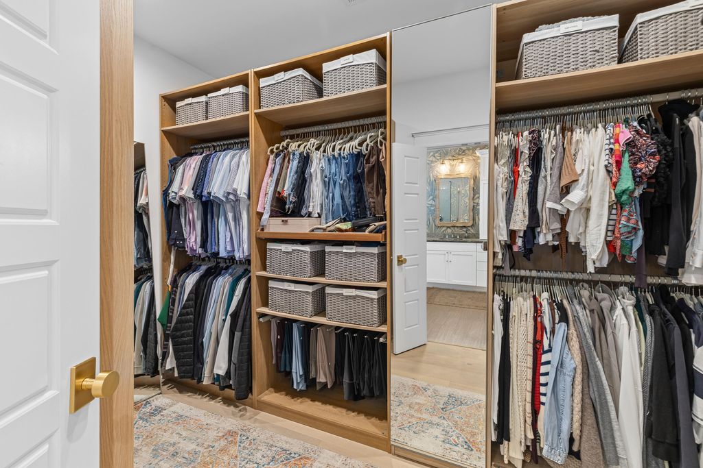 Image 22 of property listing at 2421 Louisville Street, Charleston, SC 29492