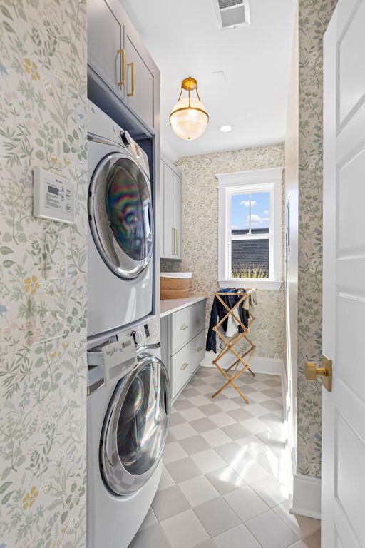 Image 29 of property listing at 2421 Louisville Street, Charleston, SC 29492