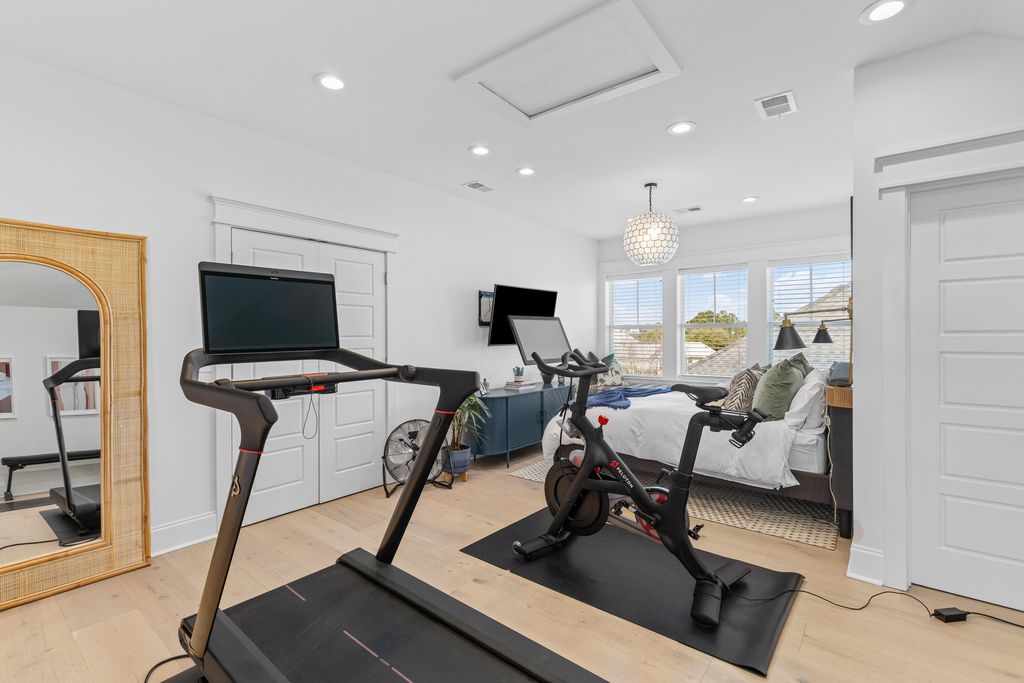 Image 36 of property listing at 2421 Louisville Street, Charleston, SC 29492