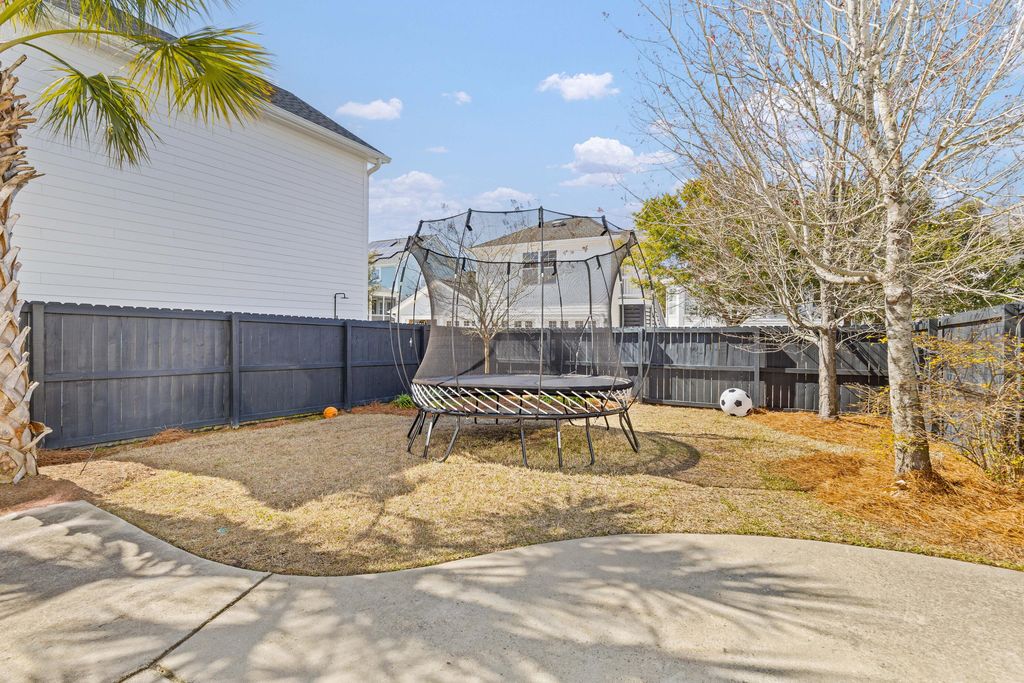 Image 42 of property listing at 2421 Louisville Street, Charleston, SC 29492